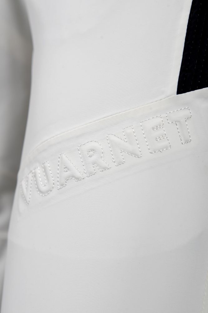 Vuarnet Skiwear_dettaglio-logo-vuarnet